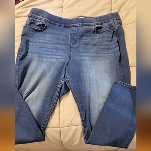 Signature Levi Strauss Jeans